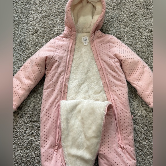 Baby Gap Fuzzy Snowsuit - Picture 2 of 5